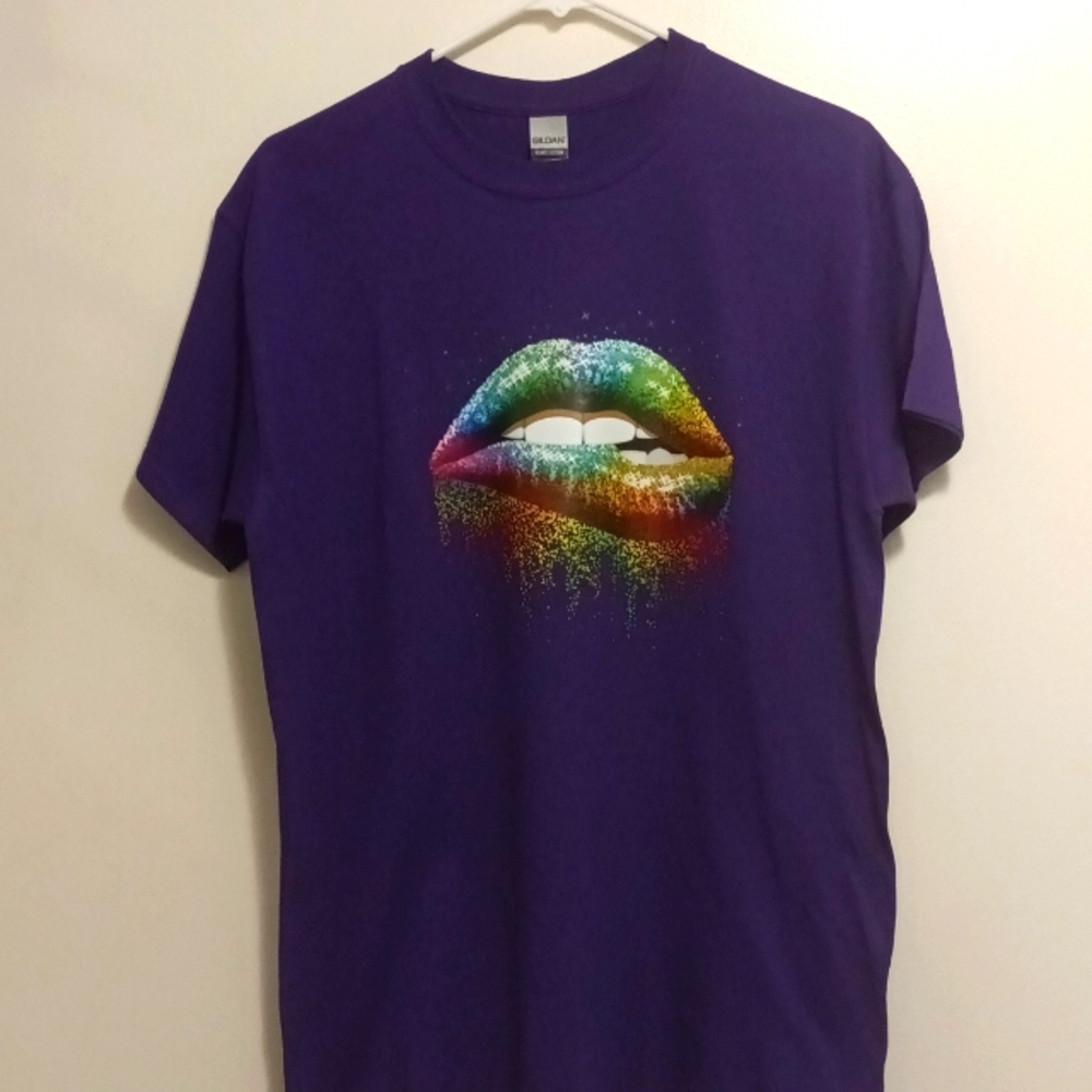 Gildan Medium Purple graphic tshirt